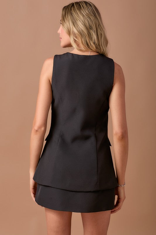 Black Round Neckline Button Sleeveless Romper